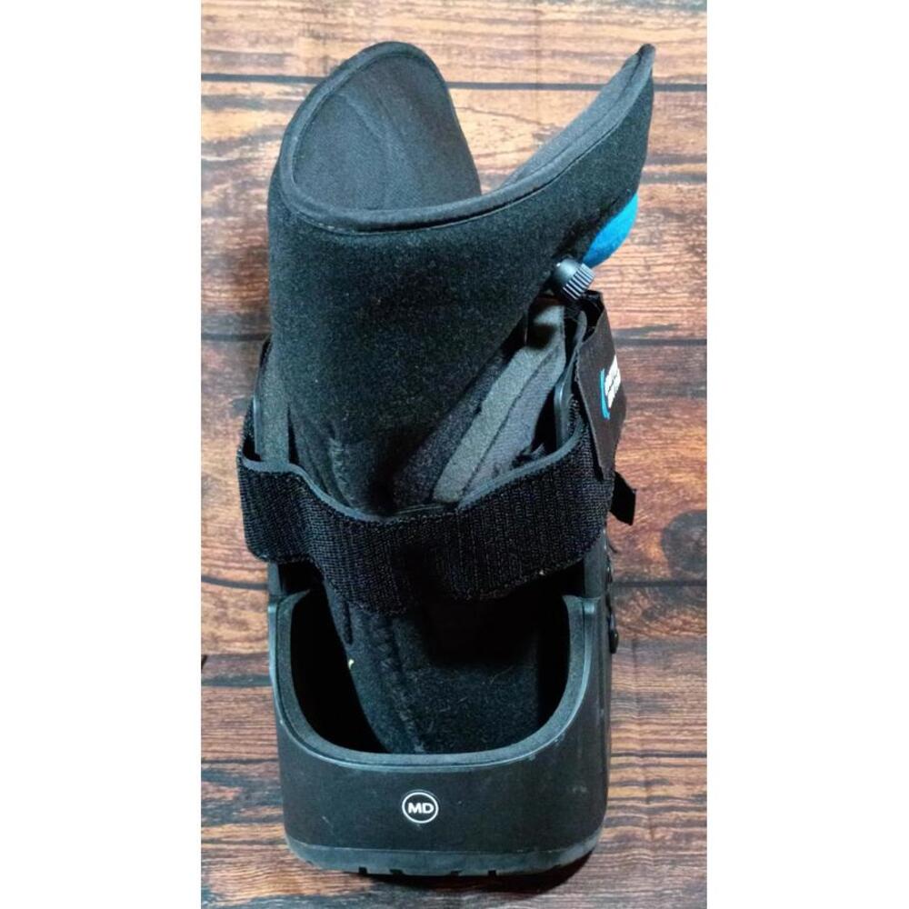 United Ortho‎ Medical Ankle Brace Support Boot - MEDIUM - Picture 4 of 7
